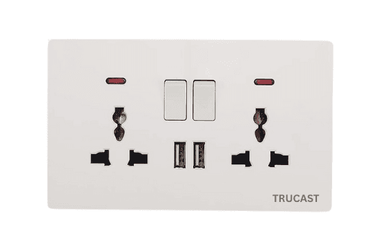 S06 Socket | 13A Double; MF + 2USB + Neon; Silver